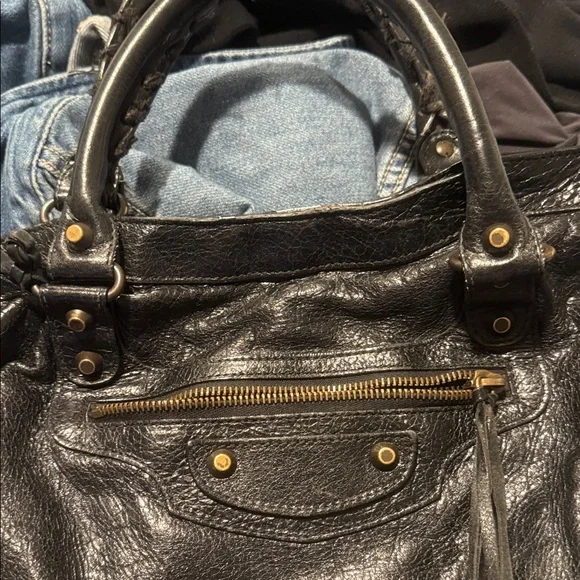 Balenciaga Black Leather Shoulder Bag with Gold Details - Picture 2 of 8